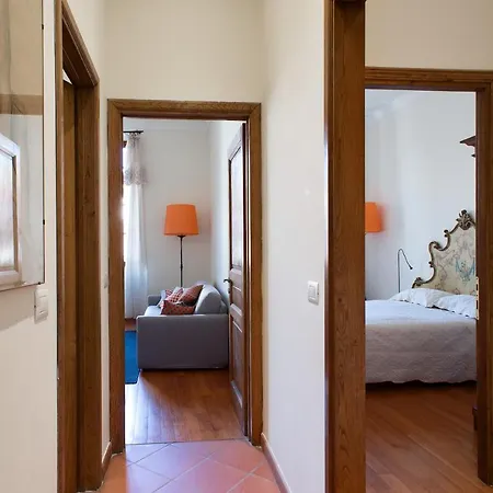 Ponte Vecchio Flat With Elevator Apartamento *