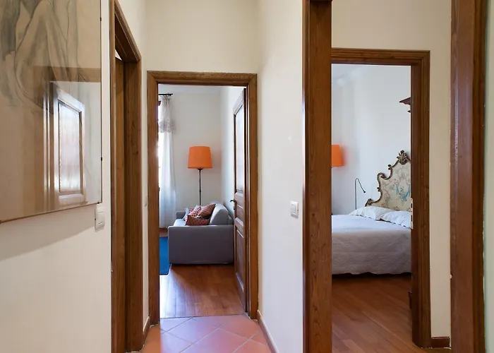Ponte Vecchio Flat With Elevator Apartament *